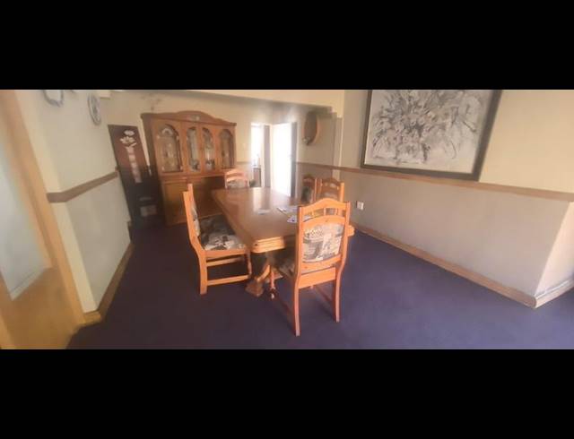4 BEDROOM HOUSE FOR SALE IN LINDHAVEN